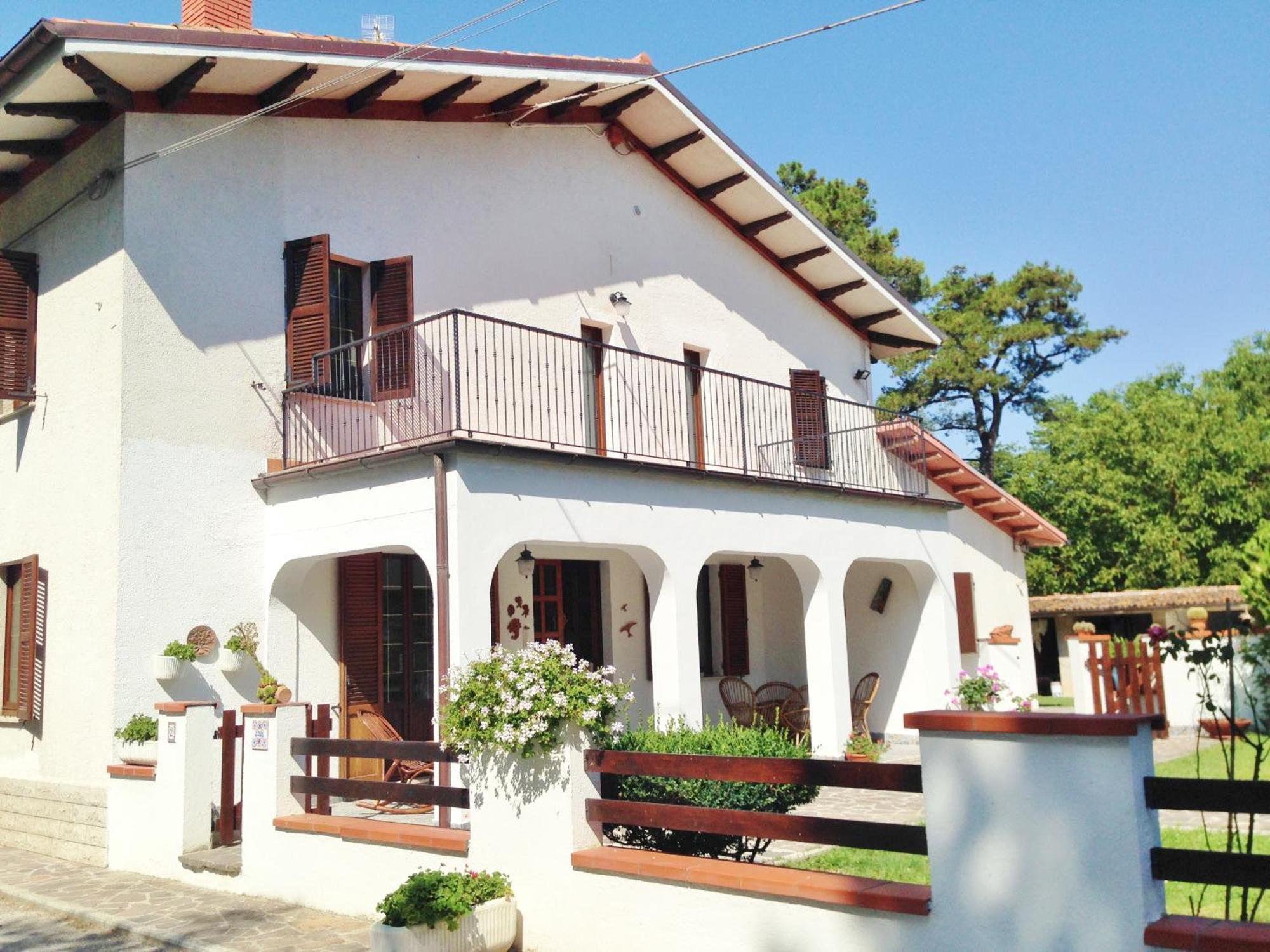 B&B Villa Incrocca Cerreto d'Esi Exterior photo